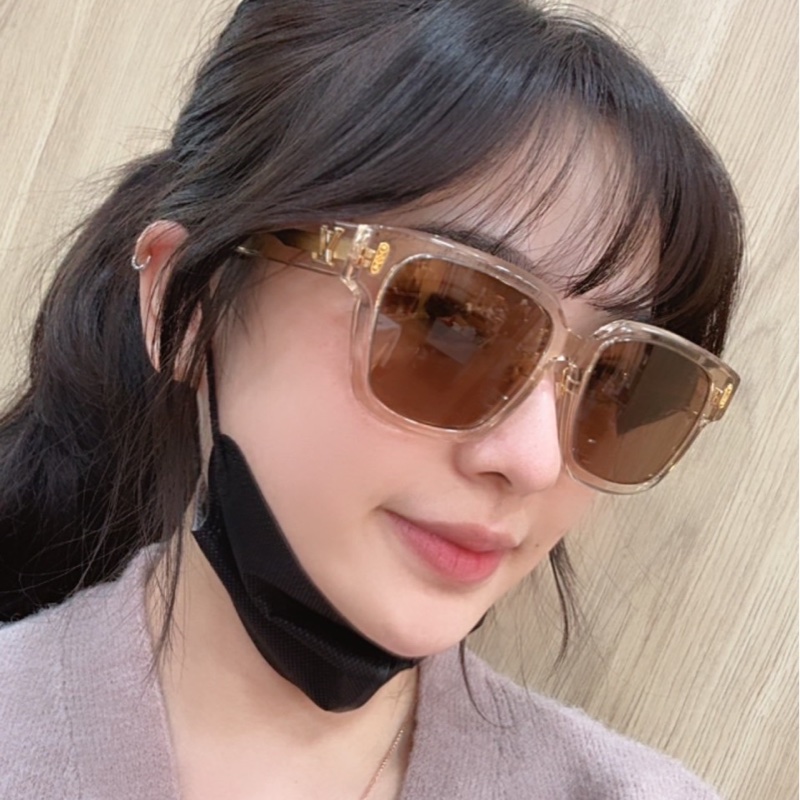 莉亞精品♡LV z2203u 墨鏡棕色 二手-1