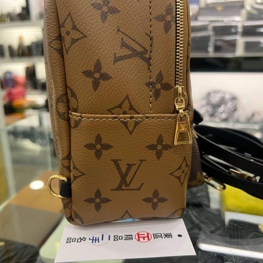 東區正精品㊣LV LOUIS VUITTON M44872 PALM SPRINGS 原花雙色字紋拼黑皮革迷你後背包小書包 RZ5515-1