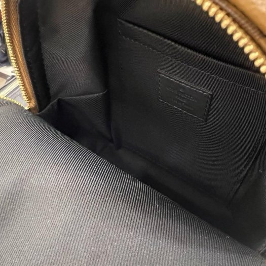 東區正精品㊣LV LOUIS VUITTON M44872 PALM SPRINGS 原花雙色字紋拼黑皮革迷你後背包小書包 RZ5515-3