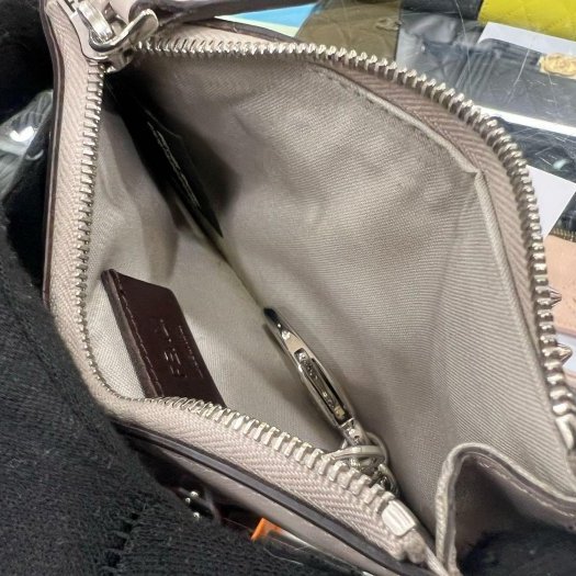 東區正精品㊣FENDI 8AP151 灰色全皮橘眼一字拉鍊鑰匙包零錢包 RZ5474-3