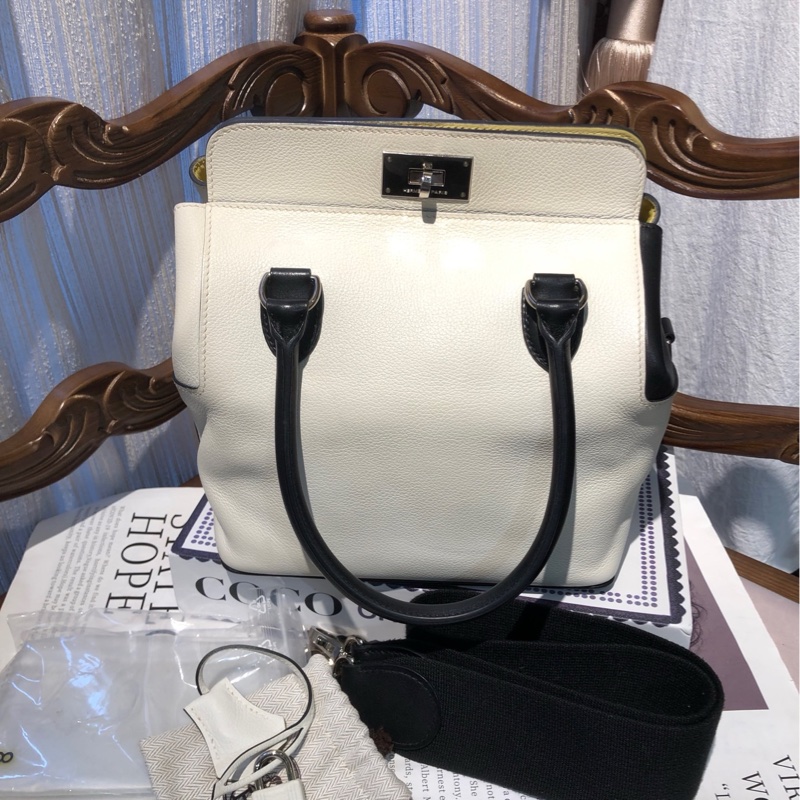 Hermes 爱马仕牛奶盒子包 X刻 有锁具肩带和雨套-0