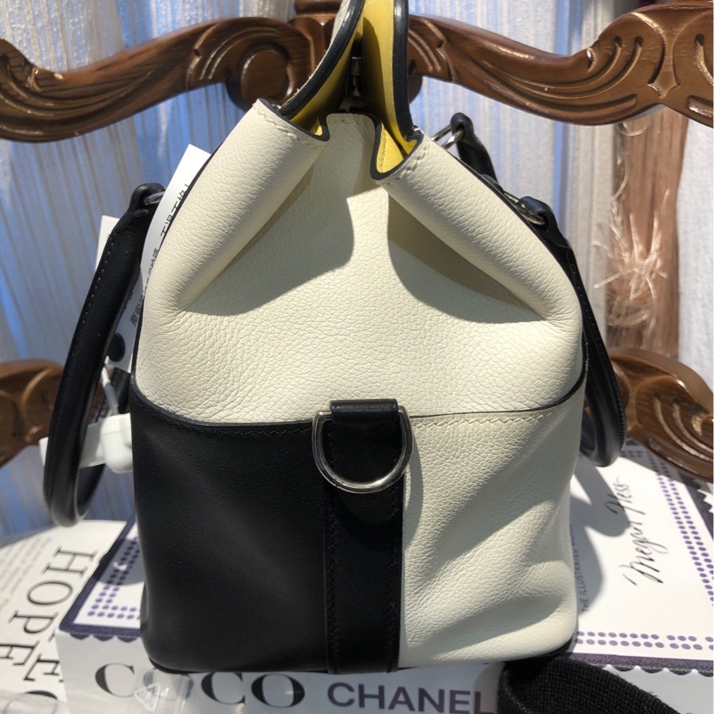 Hermes 爱马仕牛奶盒子包 X刻 有锁具肩带和雨套-3