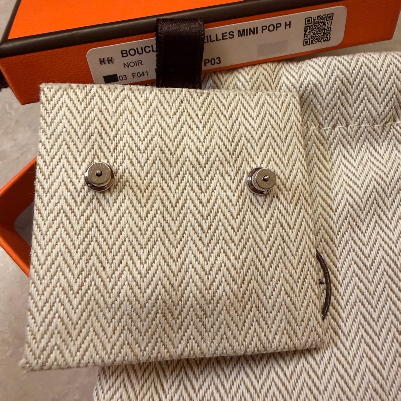 全新愛馬仕Hermes mini POP Noir 黑銀耳環 禮物-2