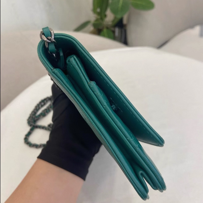 Chanel • Le Boy 湖水綠羊皮銀釦 Woc 鏈條包-3