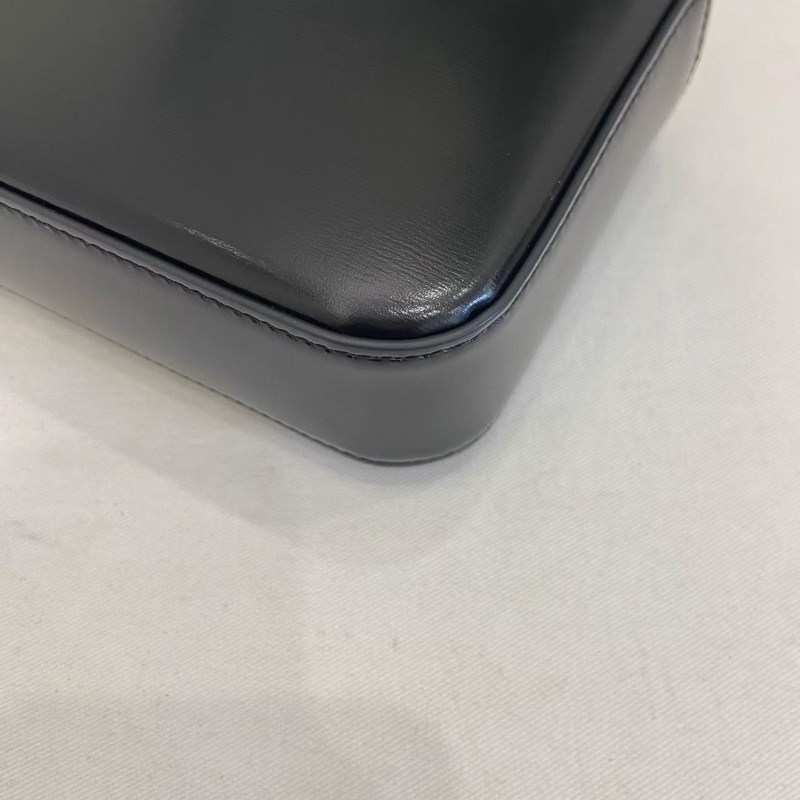 Celine • 經典凱旋門 黑金鏈條包 Box皮 附23年票據✔️-8