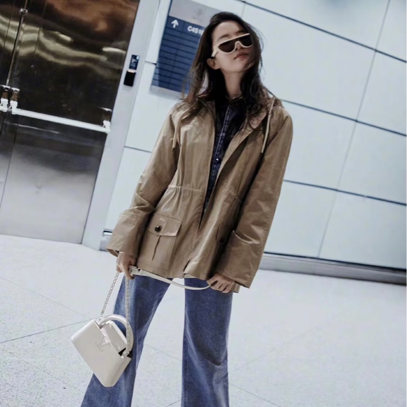 ෆ LV Capucines East-West Mini高訂款✨白月光-1