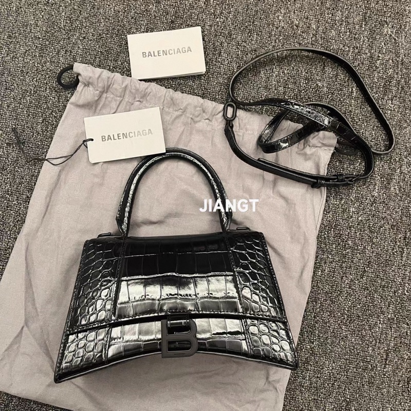 Balenciaga • Hourglass So Black 鱷魚壓紋全黑沙漏包 小號-0