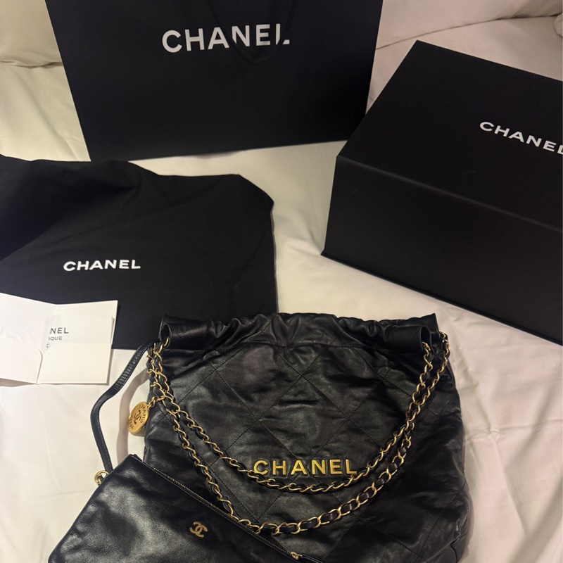 近全新! 台灣購證 Chanel 22 bag 黑金小號-3