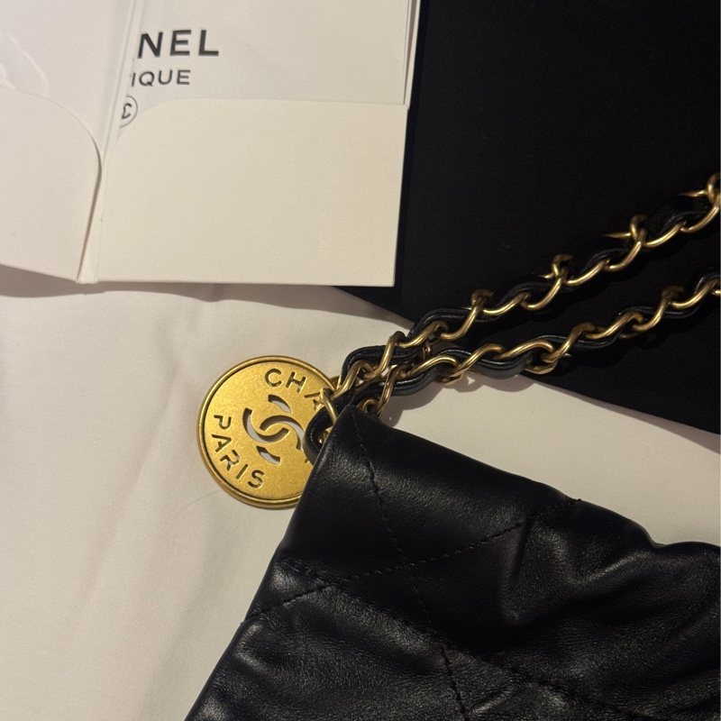近全新! 台灣購證 Chanel 22 bag 黑金小號-4