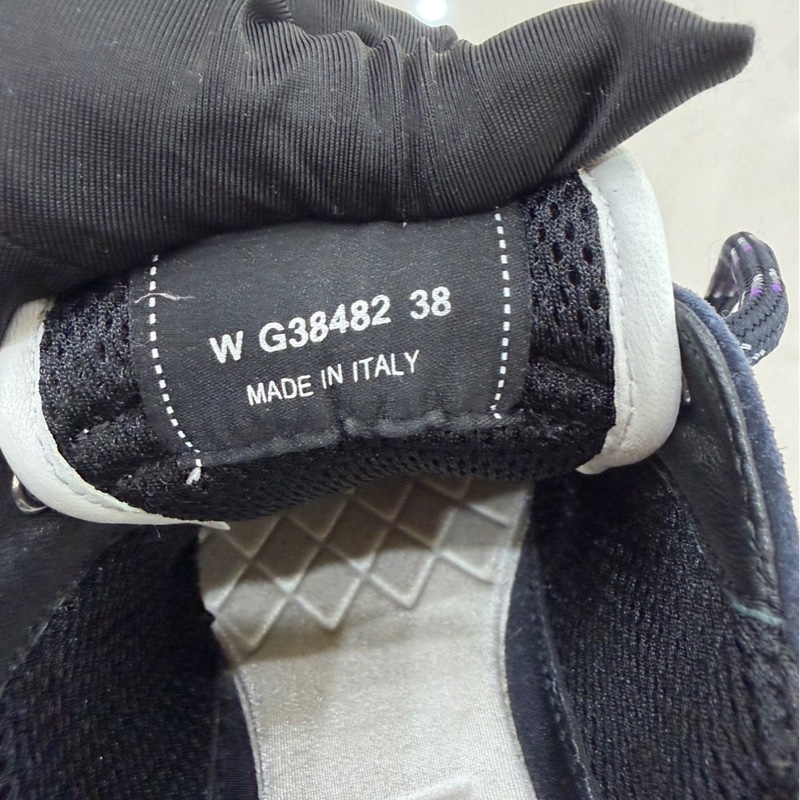 Chanel 香奈兒 海軍藍紫運動鞋-23