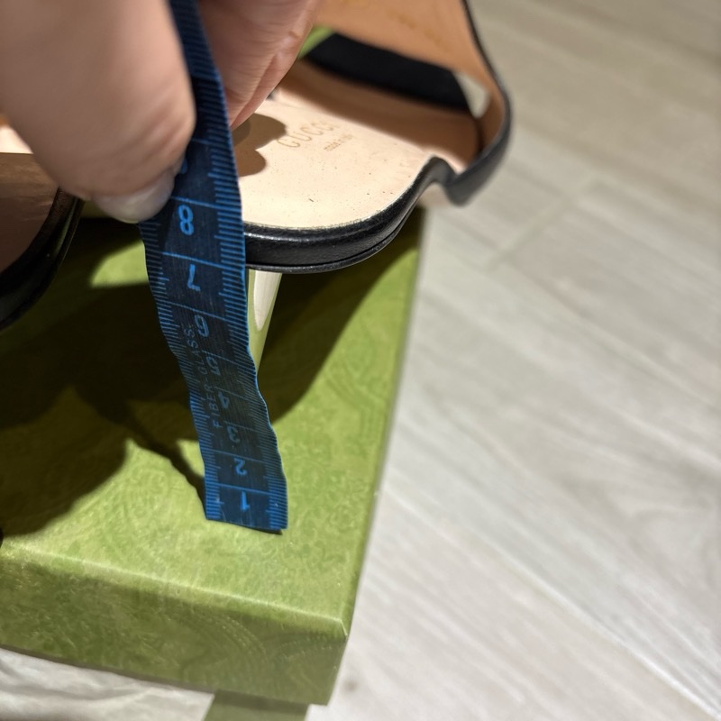 gucci 39.5-1