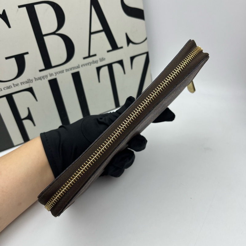 LV/路易威登 xy 9304 棕棋盤格錢包 21*11-3