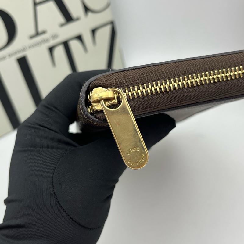 LV/路易威登 xy 9304 棕棋盤格錢包 21*11-7