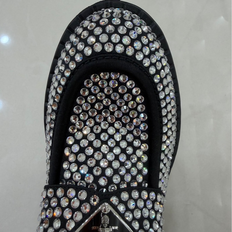 Prada 普拉達 閃鑽三角標樂福鞋-17