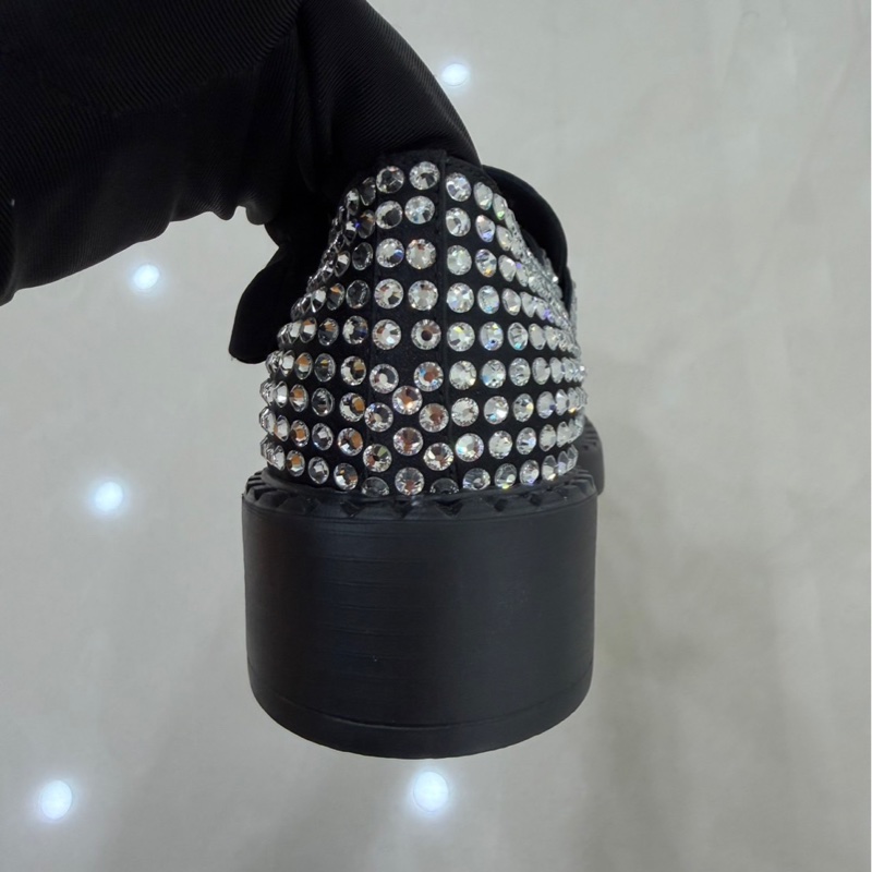 Prada 普拉達 閃鑽三角標樂福鞋-34