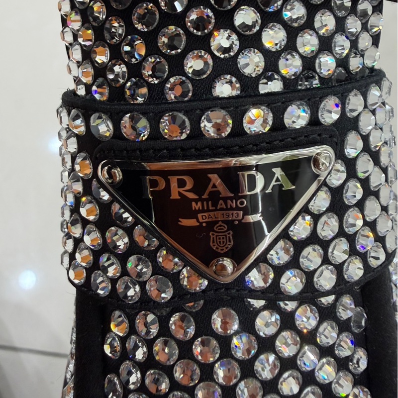 Prada 普拉達 閃鑽三角標樂福鞋-35