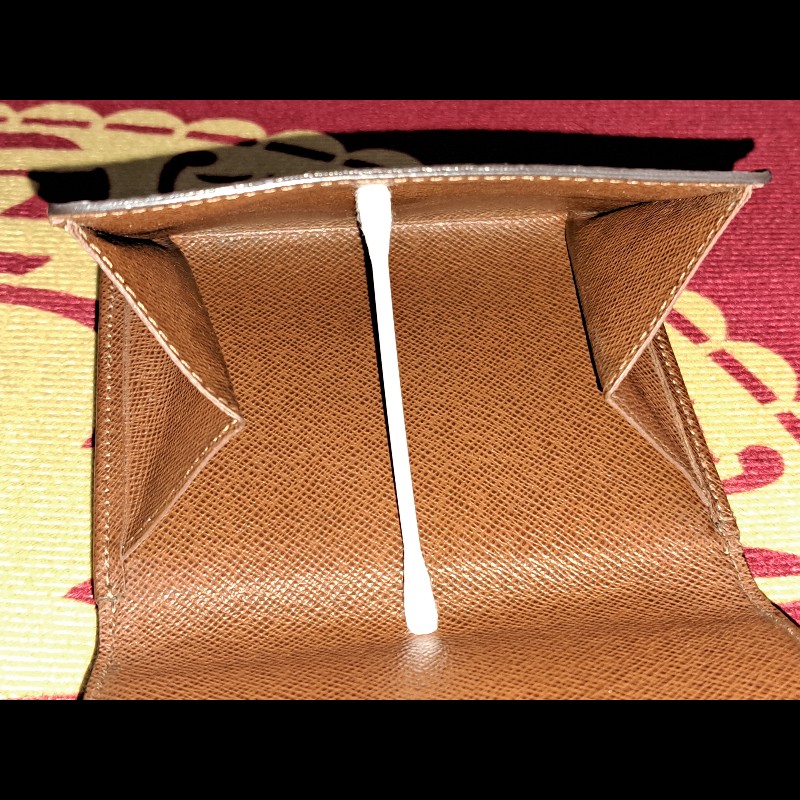 極美／日本二手／LV3折層中夾／內有零錢袋-4