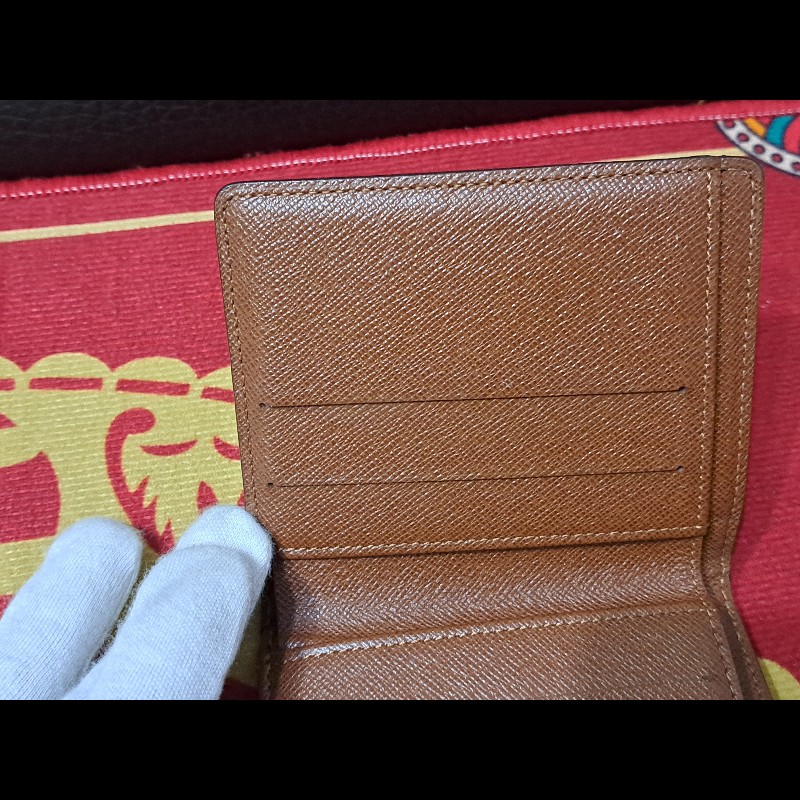 極美／日本二手／LV3折層中夾／內有零錢袋-8