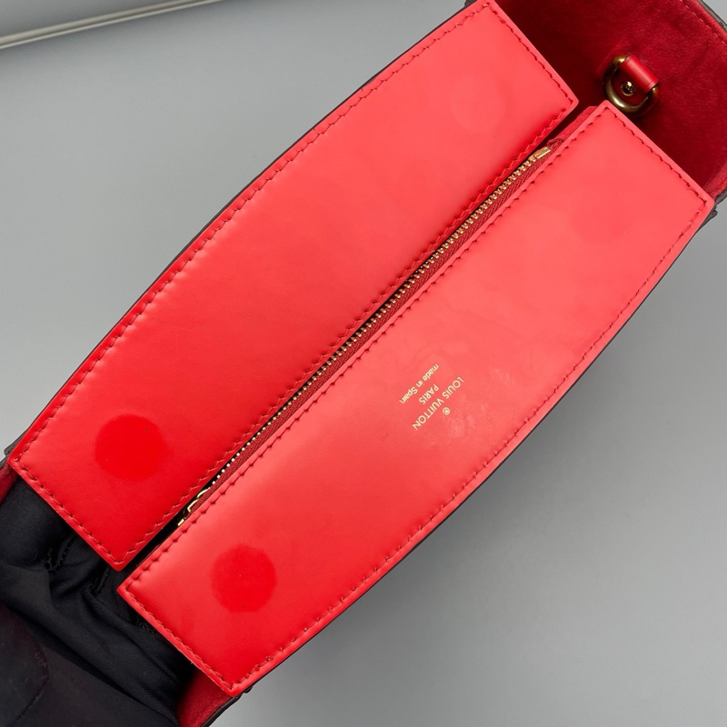 98 新 LV路易威登餃子手提包老花拼紅/24*21*13cm-8