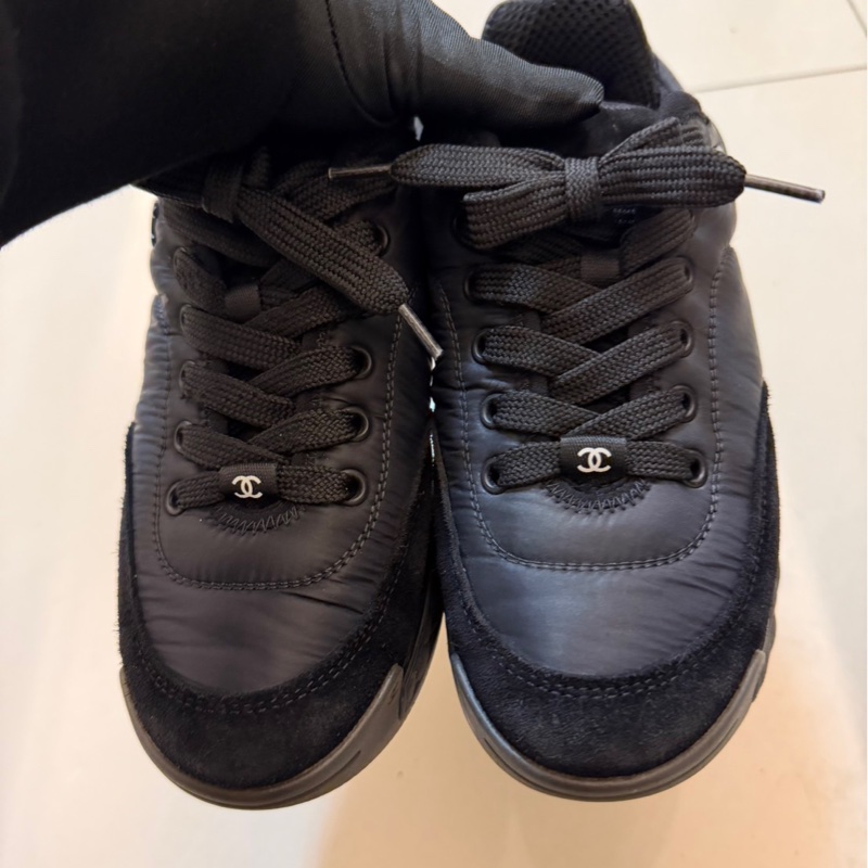 Chanel香奈兒 全黑秋冬運動鞋-3