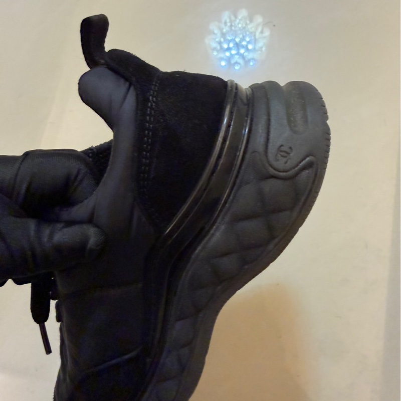 Chanel香奈兒 全黑秋冬運動鞋-8