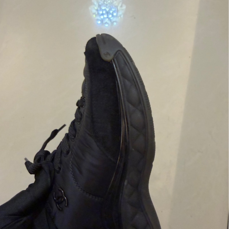 Chanel香奈兒 全黑秋冬運動鞋-10