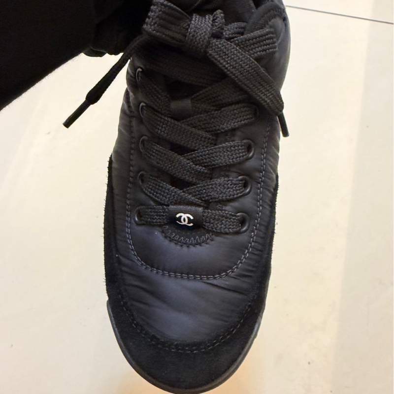 Chanel香奈兒 全黑秋冬運動鞋-26