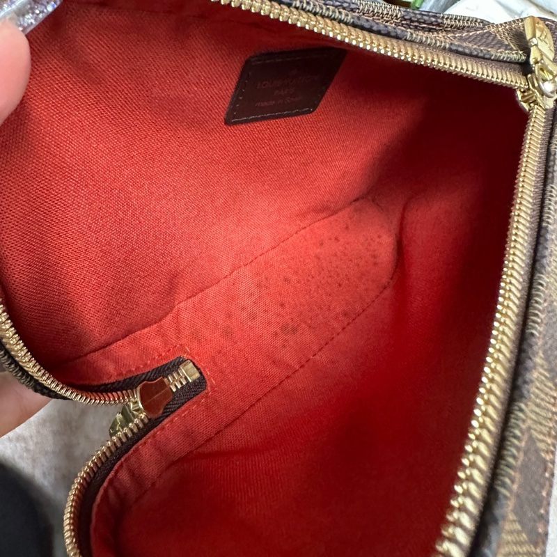 LV棕棋盤格胸包腰包 98 新 棕盤 中古款 包型挺括 花色無磨 調節扣可打開-8