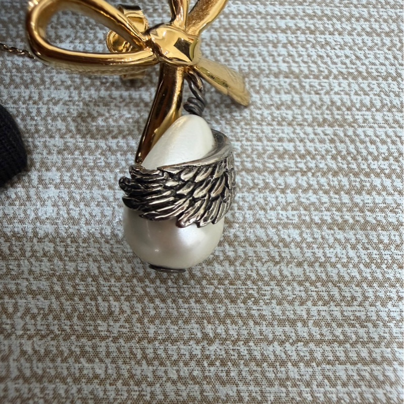 LV秀款限量版耳環-6