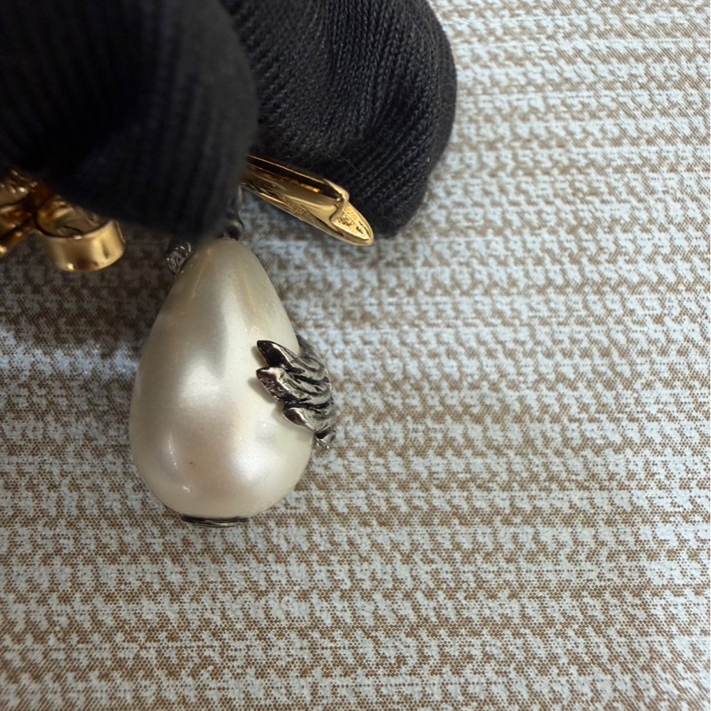 LV秀款限量版耳環-7