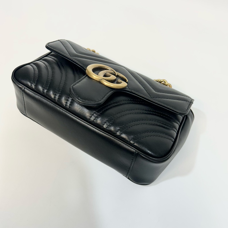 🖤黑金Mormont Gucci黑金牛皮馬孟下蓋側背包446744-9