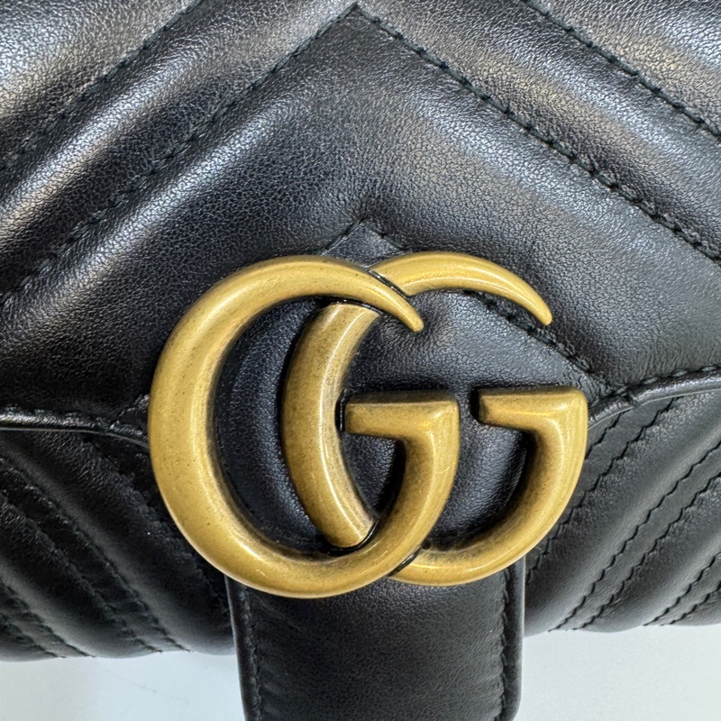 🖤黑金Mormont Gucci黑金牛皮馬孟下蓋側背包446744-13