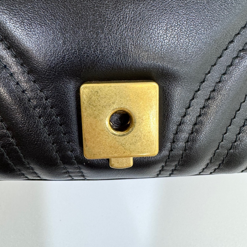 🖤黑金Mormont Gucci黑金牛皮馬孟下蓋側背包446744-14