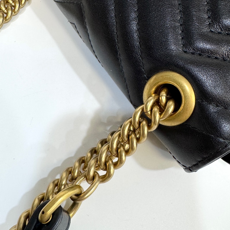 🖤黑金Mormont Gucci黑金牛皮馬孟下蓋側背包446744-21