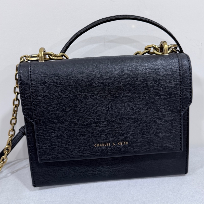 CHARLES & KEITH 鏈條包／手提包-6