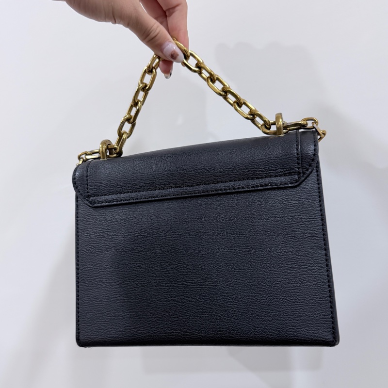 CHARLES & KEITH 鏈條包／手提包-7