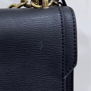 CHARLES & KEITH 鏈條包／手提包-14