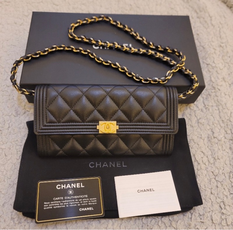 chanel boy長夾 黑金系列-0