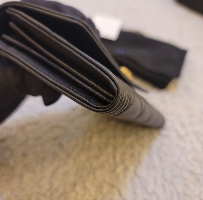 chanel boy長夾 黑金系列-15