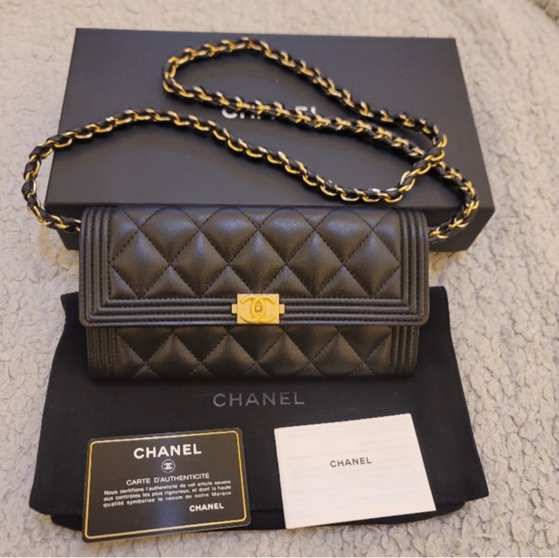chanel boy長夾 黑金系列-20