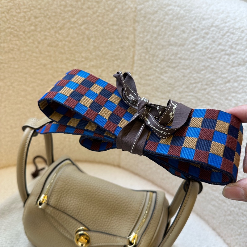 Hermès mini Lindy 風衣灰 U刻  成色好-4