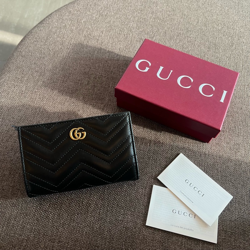 📢全新 新款Gucci GG Marmont 縫紉紋兩折牛皮中夾 正品-0