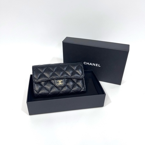 🖤香奈兒中夾Chanel黑金牛皮COCO三折下蓋中夾AP0232