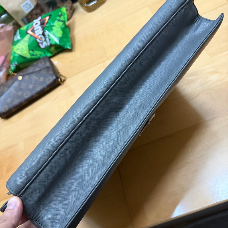 Prada 深灰公事包-3