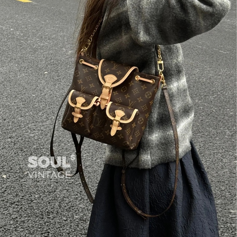 🕯️絕版路易威登青蛙包LV原花Excursion PM手提束口後背包M46932-0