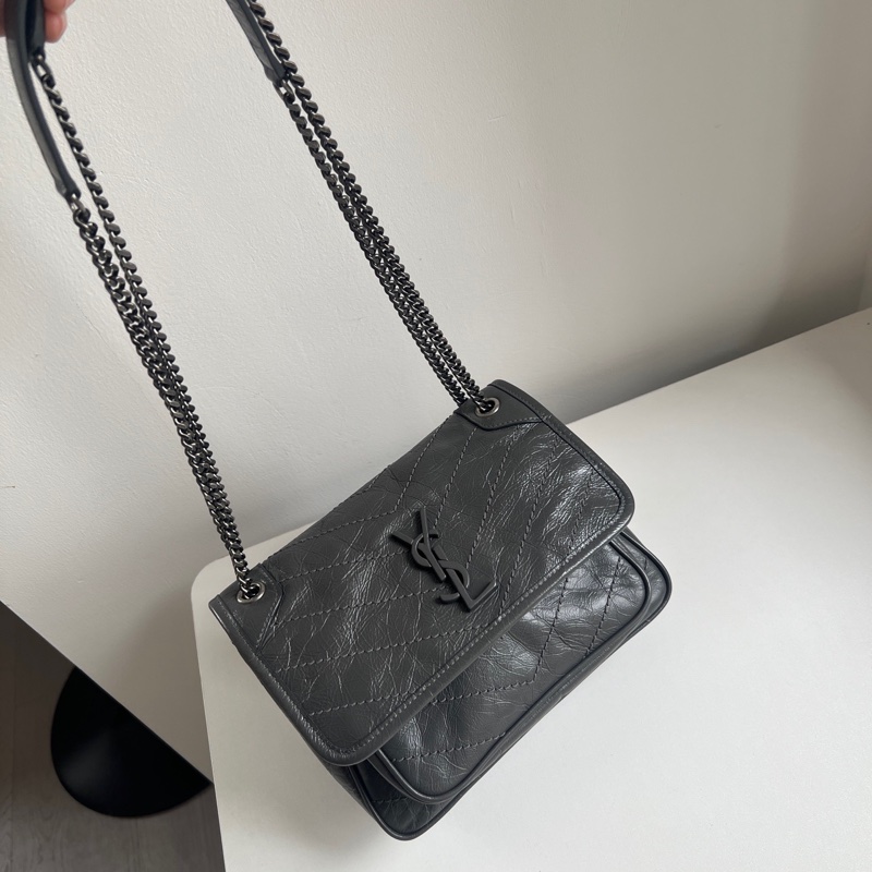 ✨Saint Laurent YSL Niki灰色小號 99新🩶-9