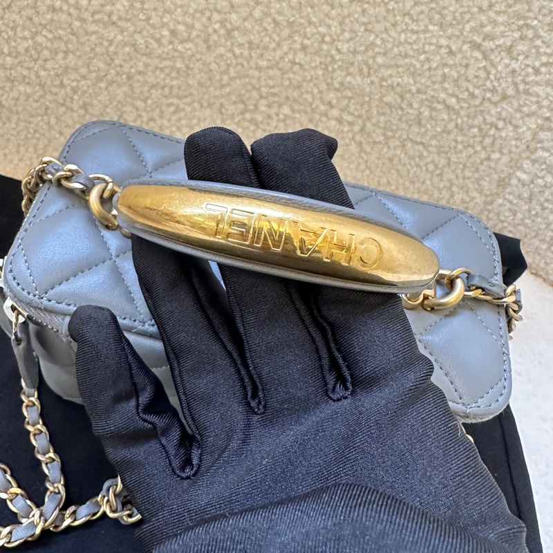 Chanel 香奈兒 手柄化妝盒 灰色金扣 芯片款  尺寸：16×9×8cm-2