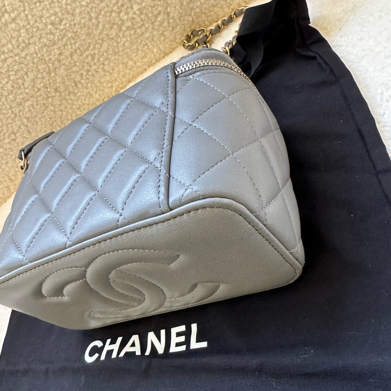 Chanel 香奈兒 手柄化妝盒 灰色金扣 芯片款  尺寸：16×9×8cm-4