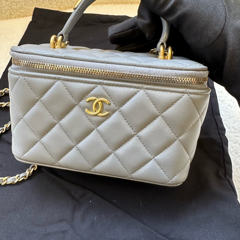 Chanel 香奈兒 手柄化妝盒 灰色金扣 芯片款  尺寸：16×9×8cm-9