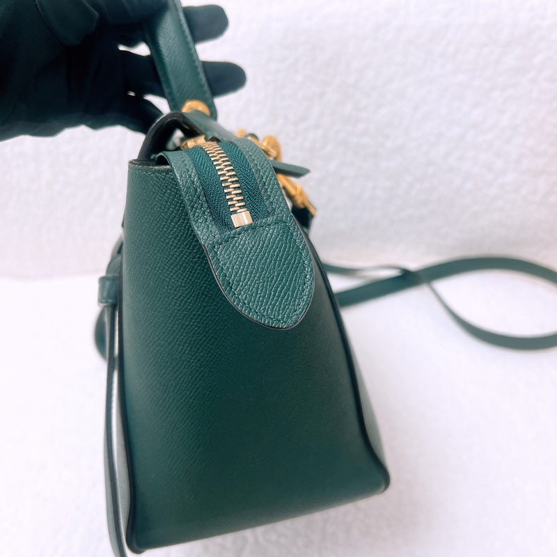 Celine belt bag micro 深綠色鯰魚包-5